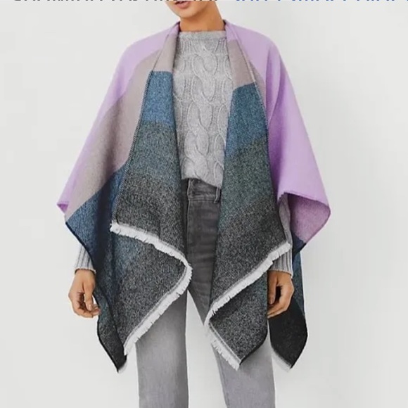 Colorblock open poncho - Picture 1 of 2